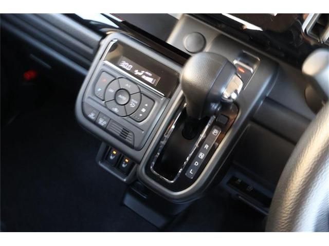 SUZUKI SPACIA CUSTOM 4WD 2024 Image 31