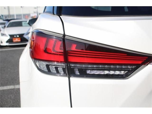 TOYOTA LEXUS RX450H 2WD 2020 Image 31