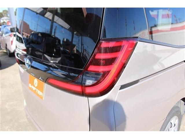 TOYOTA NOAH HYBRID 2022 Image 31