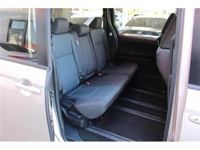 TOYOTA NOAH HYBRID 2022 Image 31