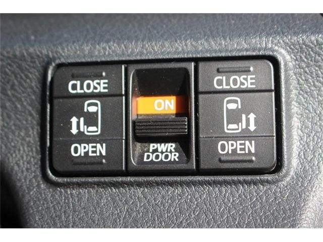 TOYOTA SIENTA HYBRID 2019 Image 31