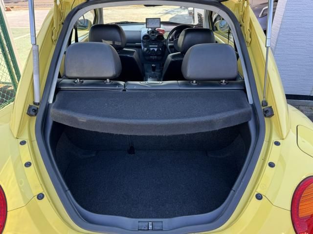 VOLKSWAGEN BEETLE 2003 Image 31