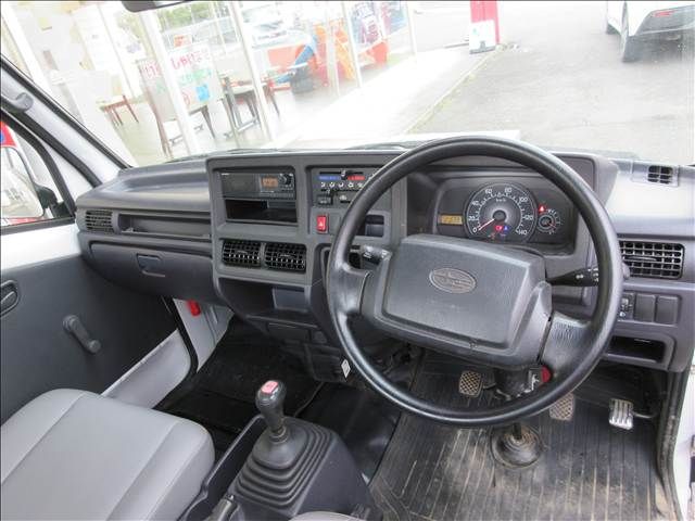 SUBARU SAMBAR TRUCK 4WD 2010 Image 31