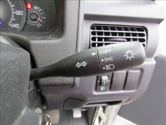 SUBARU SAMBAR TRUCK 4WD 2010 Image 31