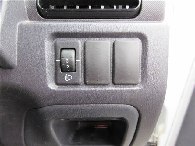 SUBARU SAMBAR TRUCK 4WD 2010 Image 31