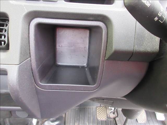 SUBARU SAMBAR TRUCK 4WD 2010 Image 31