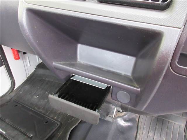 SUBARU SAMBAR TRUCK 4WD 2010 Image 31