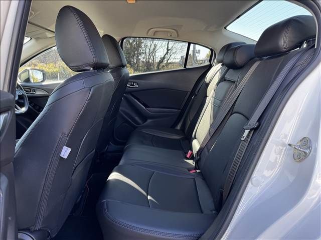 MAZDA AXELA SEDAN 2016 Image 31