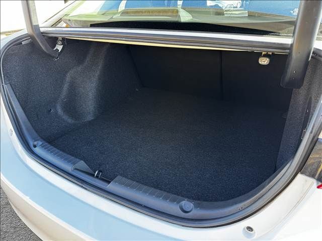 MAZDA AXELA SEDAN 2016 Image 31