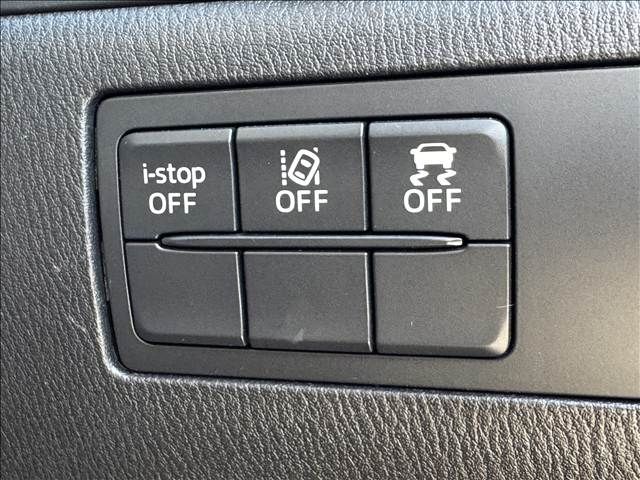 MAZDA AXELA SEDAN 2016 Image 31