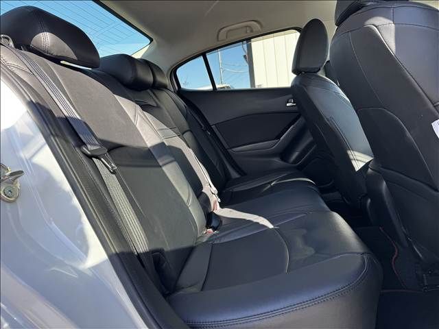 MAZDA AXELA SEDAN 2016 Image 31