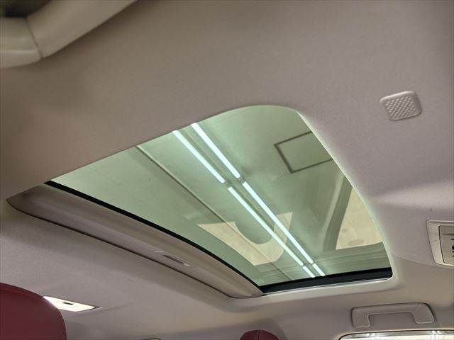 TOYOTA LEXUS NX300H 2017 Image 31