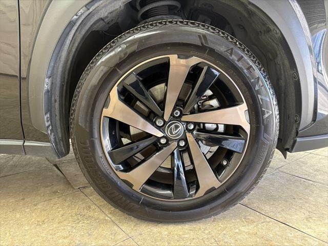 TOYOTA LEXUS NX300H 2017 Image 31