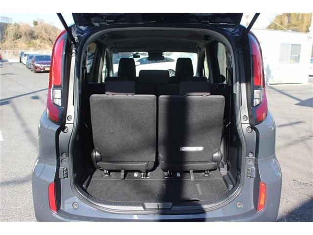 TOYOTA SIENTA HYBRID 2023 Image 31