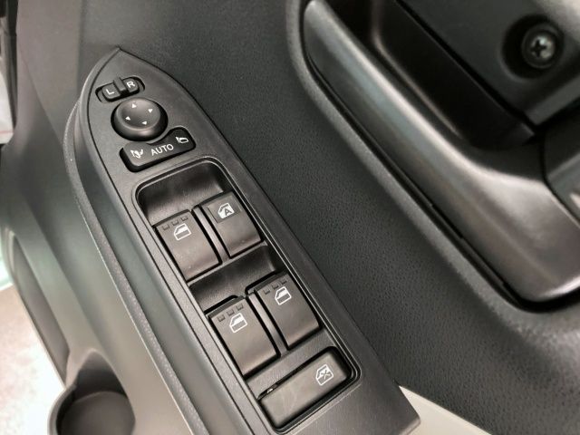 DAIHATSU TANTO 2025 Image 31