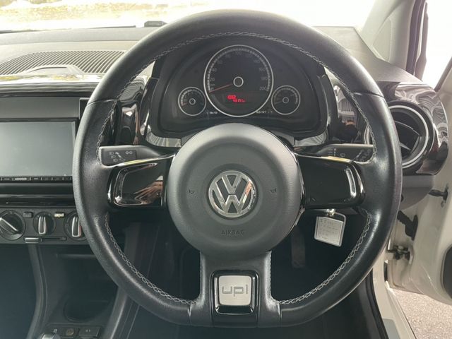 VOLKSWAGEN UP! 2016 Image 31