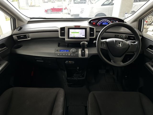 HONDA FREED 2014 Image 31