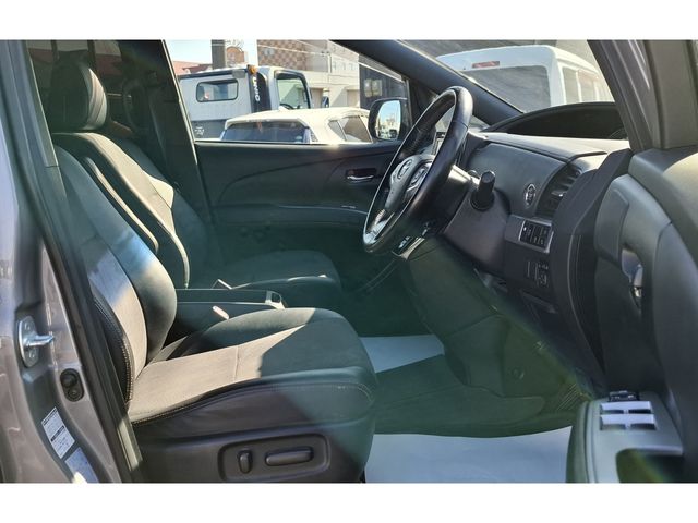 TOYOTA ESTIMA 2016 Image 31