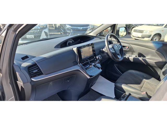 TOYOTA ESTIMA 2016 Image 31