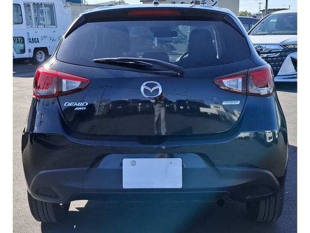 MAZDA DEMIO 4WD 2015 Image 31