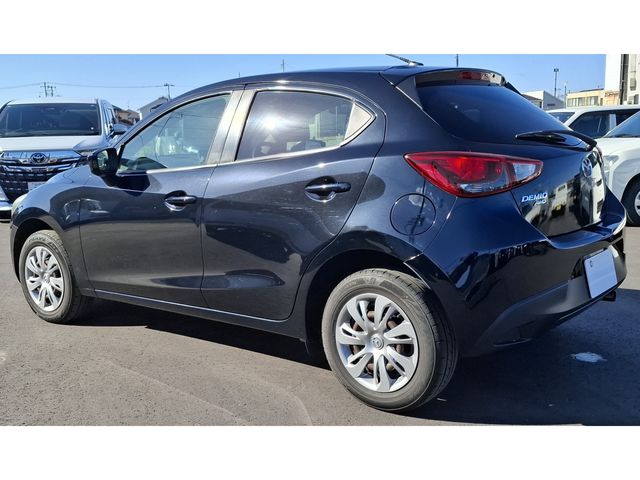 MAZDA DEMIO 4WD 2015 Image 31