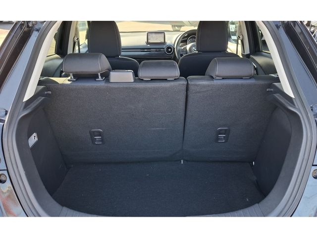 MAZDA DEMIO 4WD 2015 Image 31