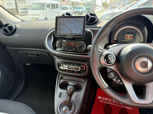 MCC SMART FORFOUR 2017 Image 31