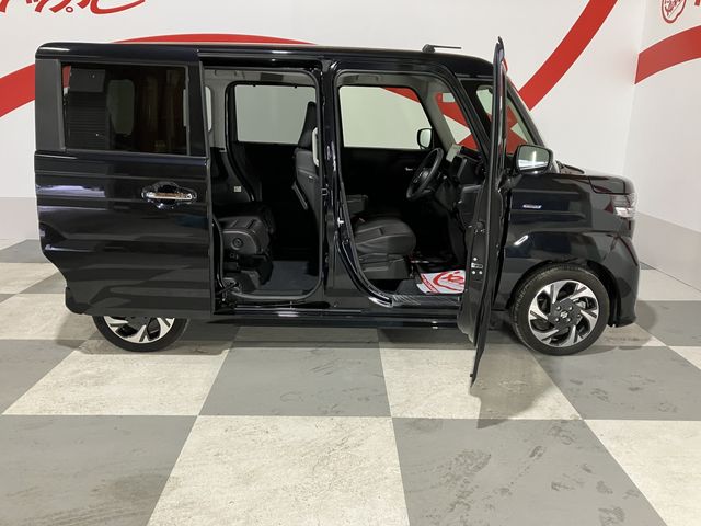 SUZUKI SPACIA CUSTOM 4WD 2024 Image 31