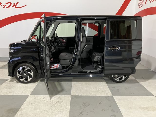 SUZUKI SPACIA CUSTOM 4WD 2024 Image 31