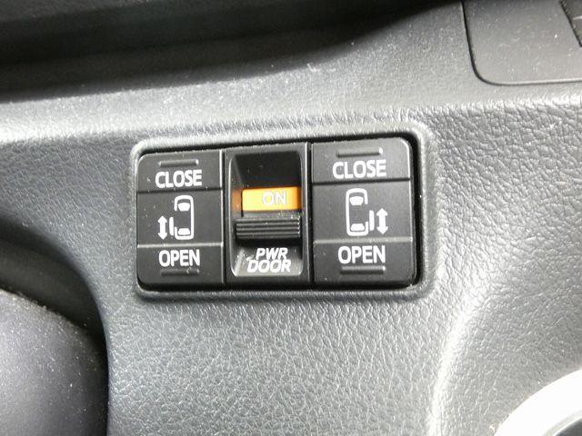 TOYOTA SIENTA 4WD 2018 Image 31