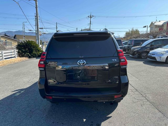 TOYOTA LANDCRUISER PRADO 2021 Image 31