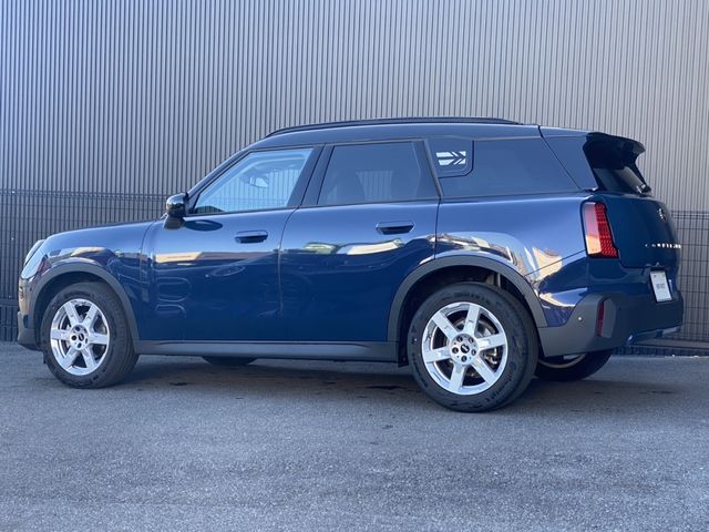 BMW MINI COUNTRYMAN 2025 Image 31