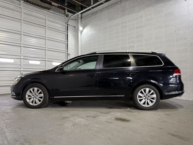 VOLKSWAGEN PASSAT VA 2011 Image 31
