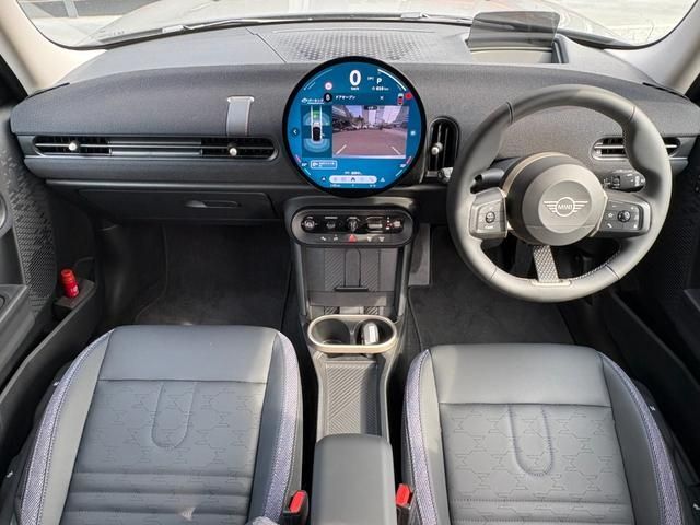 BMW MINI COOPER 5DOOR 2025 Image 31