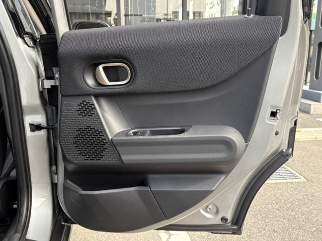 BMW MINI COOPER 5DOOR 2025 Image 31