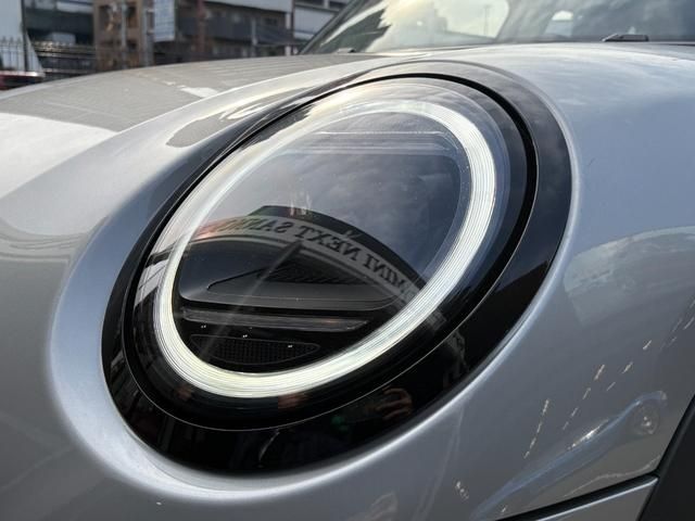 BMW MINI COOPER 5DOOR 2025 Image 31