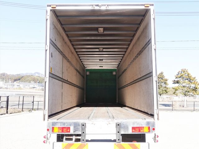 MITSUBISHI FUSOU FIGHTER 2013 Image 31