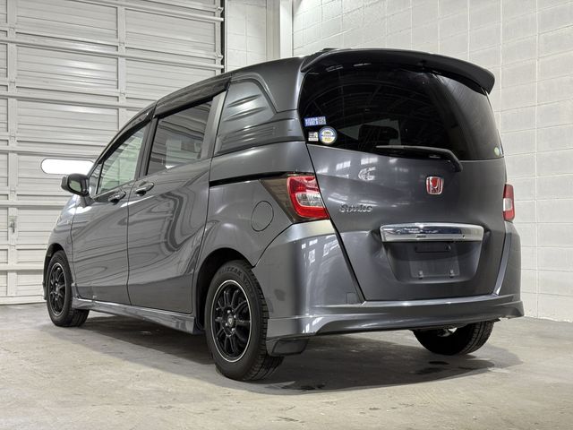 HONDA FREED SPIKE 2010 Image 31