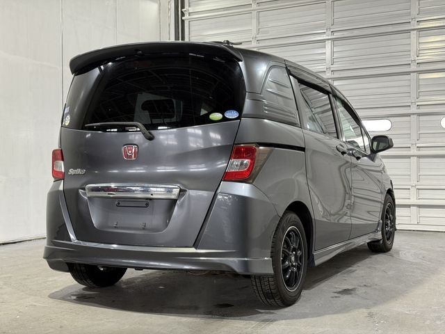 HONDA FREED SPIKE 2010 Image 31