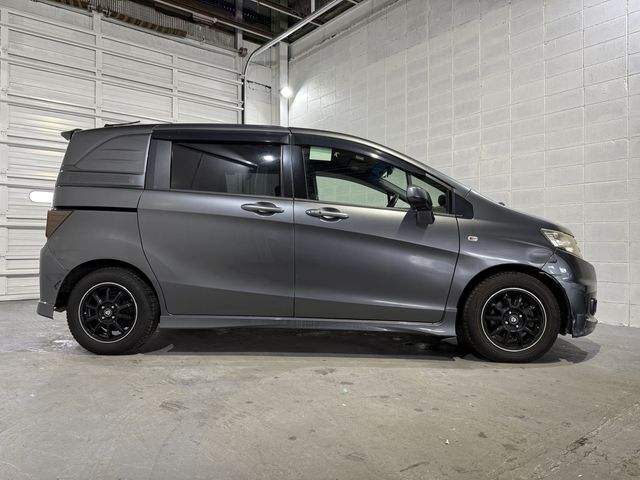 HONDA FREED SPIKE 2010 Image 31