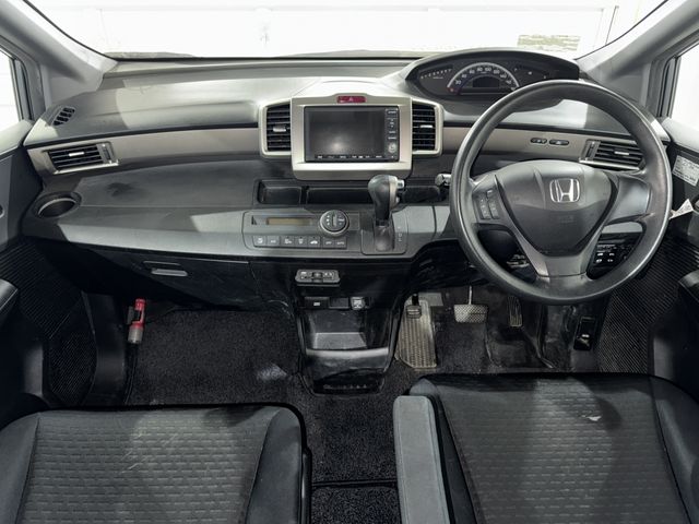 HONDA FREED SPIKE 2010 Image 31