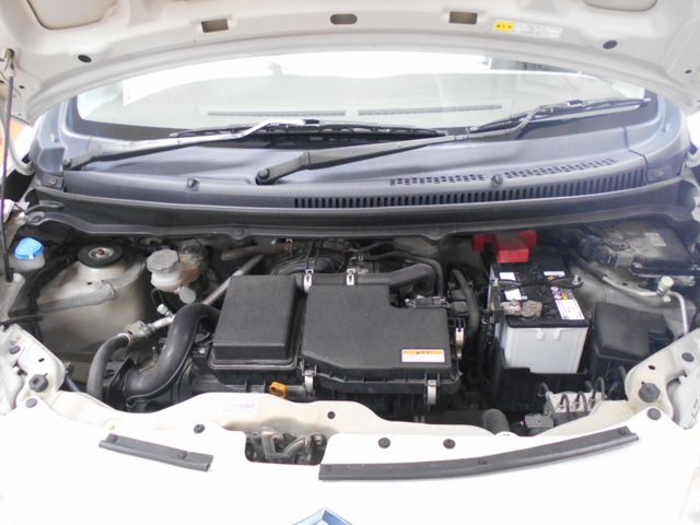 SUZUKI ALTO ECO 2013 Image 31