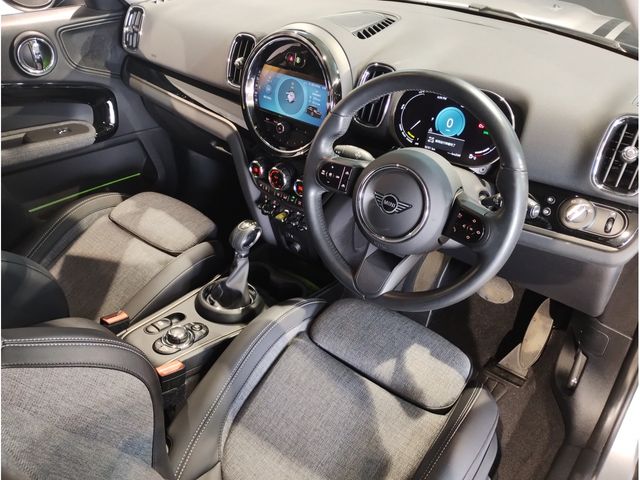 BMW MINI COOPER S E CROS 2023 Image 31