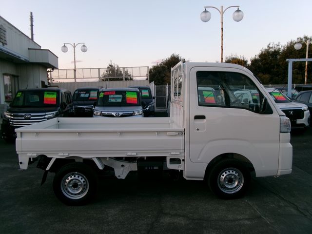 DAIHATSU HIJET TRUCK 4WD 2025 Image 31