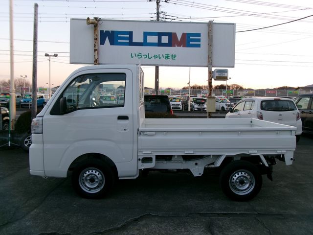 DAIHATSU HIJET TRUCK 4WD 2025 Image 31