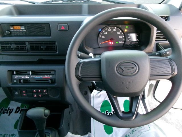 DAIHATSU HIJET TRUCK 4WD 2025 Image 31