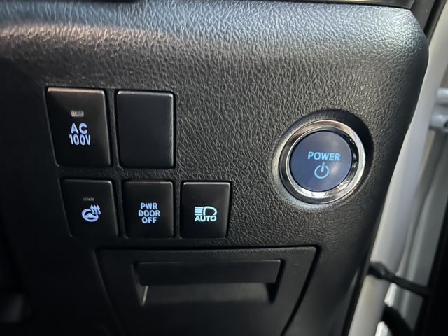 TOYOTA ALPHARD HYBRID 4WD 2022 Image 31