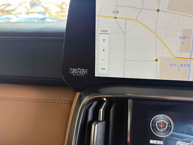 TOYOTA LEXUS LX600 2023 Image 31