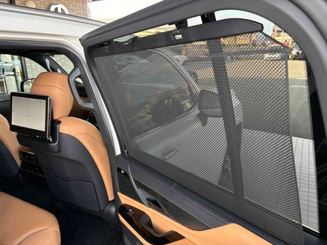 TOYOTA LEXUS LX600 2023 Image 31