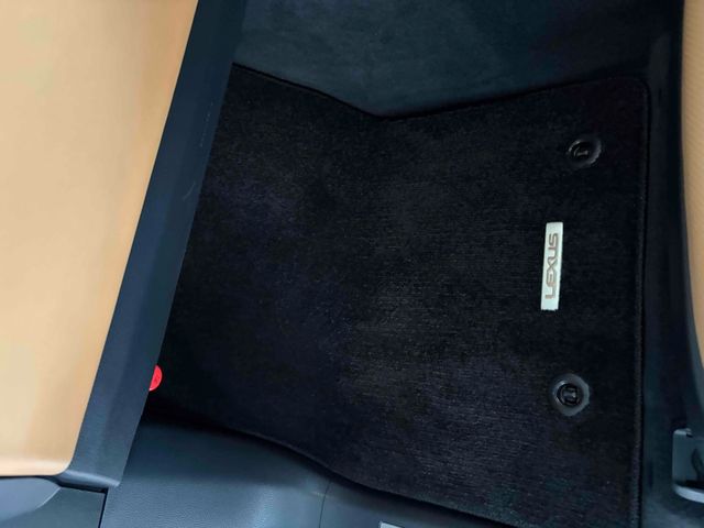 TOYOTA LEXUS LX600 2023 Image 31